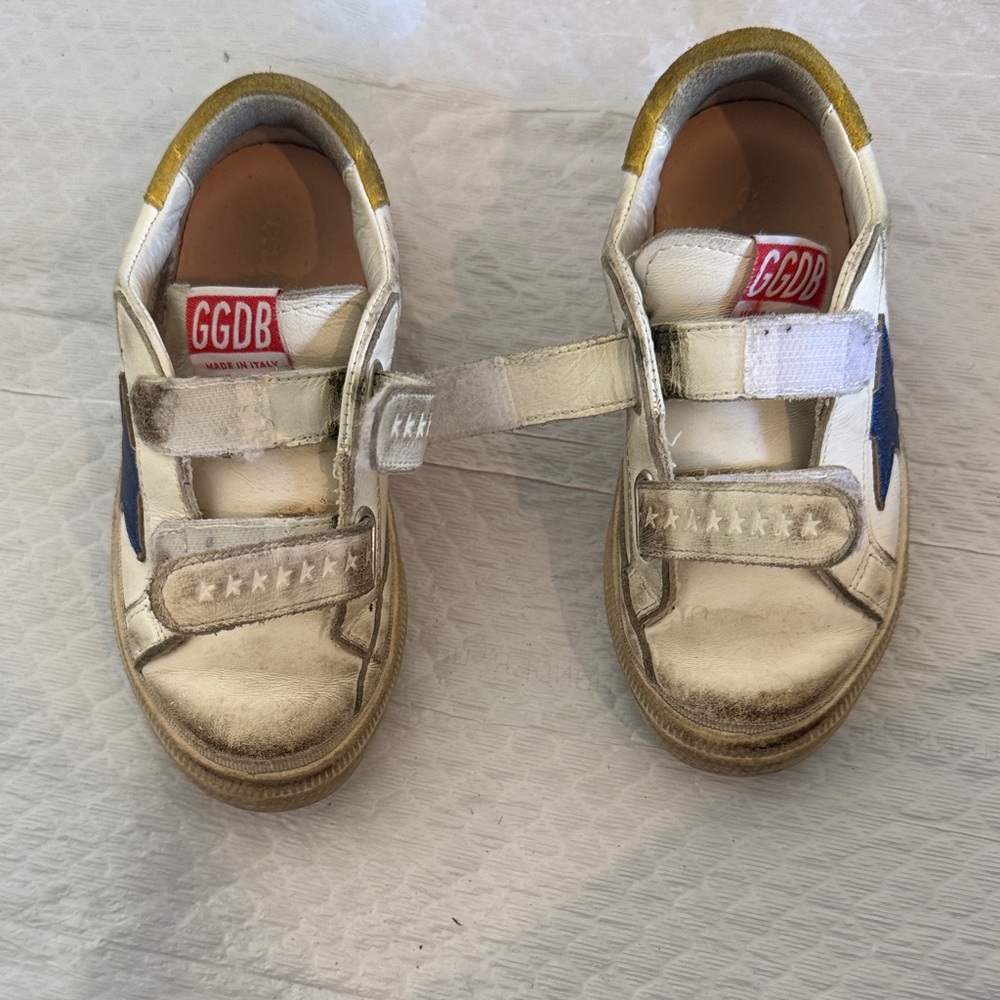 Kids White and Gold Sneakers - Picture 5 of 6